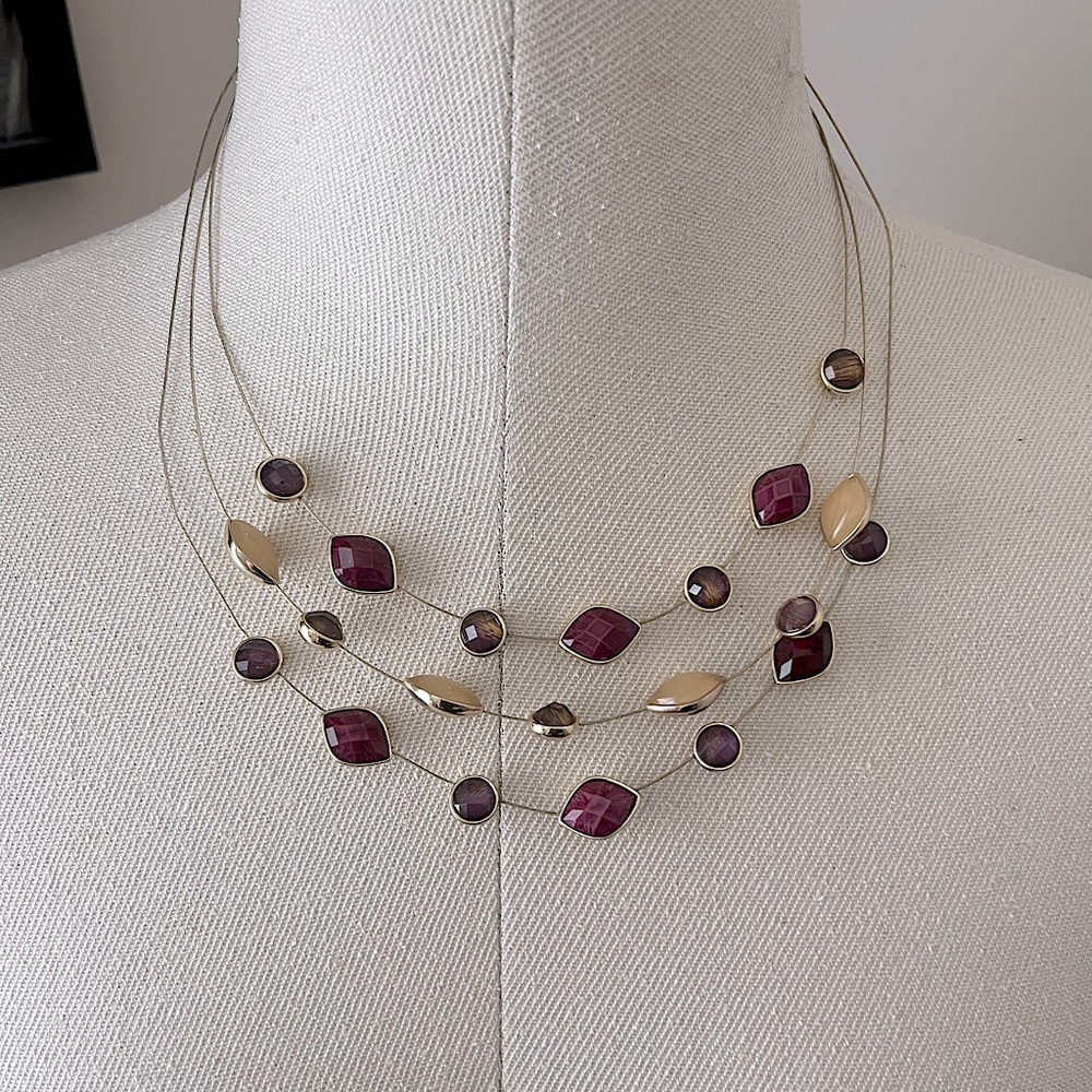 ⚡️2/$15⚡️Red and gold layered necklace